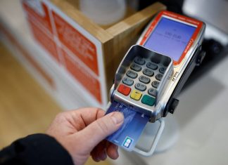 Διασύνδεση ταμειακών – POS: Ποιοι κινδυνεύουν με «καμπάνες» έως 300.000 ευρώ