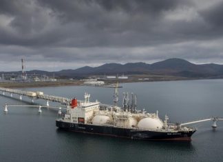 FT: Πως το ρωσικό πετρέλαιο φτάνει στην Ευρώπη μέσω Τουρκίας παρά το εμπάργκο