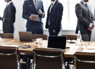 Έκρηξη επιχειρηματικών deals και ρεκόρ 15ετίας το 2023- Ποια ξεχώρισαν