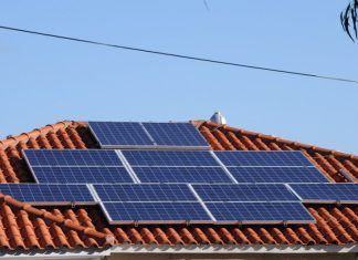 ΔΕΗ: Φωτοβολταϊκά συστήματα σε 12 ή 24 άτοκες δόσεις