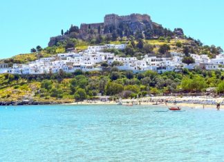 Η βίζα εξπρές προσελκύει χιλιάδες Τούρκους τουρίστες σε 10 ελληνικά νησιά