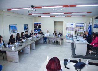 Επίσκεψη μαθητικής ομάδας του 2ου Γενικού Λυκείου Πρέβεζας στο Επιμελητήριο