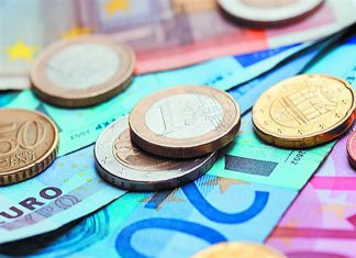 Επίδομα ανεργίας: Σε ποιους θα φτάσει έως 1.200 ευρώ