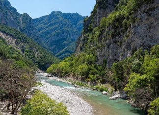 4 δροσιστικές εμπειρίες στα Τζουμέρκα για ένα εναλλακτικό καλοκαιρινό ταξίδι