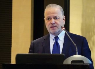 Mytilineos: Επενδυτική απόβαση στην Ιταλία με 180 φωτοβολταϊκά και έργα αποθήκευσης 3,59 GW