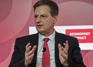 Θ. Σκυλακάκης: Τέλος στις επιδοτήσεις σε ΑΠΕ και μπαταρίες – Νομοσχέδιο εντός διμήνου για αποθήκευση ενέργειας