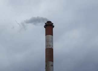 Εξαήμερη εργασία: Παράδειγμα προς αποφυγή η Ελλάδα – Διεθνής διασυρμός για τη χώρα μας