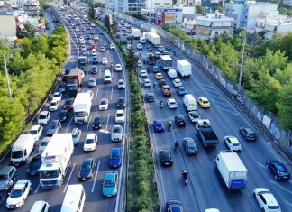 Παίρνει μπρος το μεγάλο έργο που θα ελευθερώσει 4.000 φορτηγά από τον Κηφισό -Πού θα γίνει