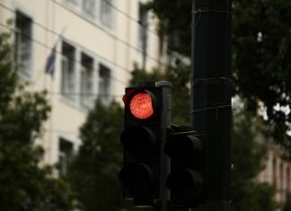 Έρχονται 388 κάμερες σε φανάρια της Αττικής – Σε ποιους δρόμους