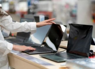 Επιδότηση για laptop, tablet έως και 1.600 ευρώ – Ποιοι είναι οι δικαιούχοι του voucher