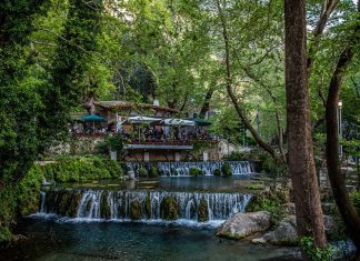 Παράδεισος 1,5 ώρα από την Αθήνα