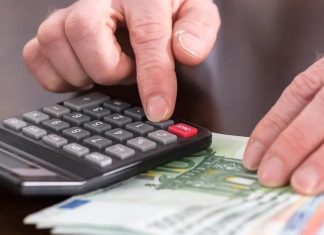 Στα σκαριά έκπτωση 50% στο ελάχιστο φορολογητέο εισόδημα των ατομικών επιχειρήσεων σε περιοχές άνω των 1.500 κατοίκων το 2026
