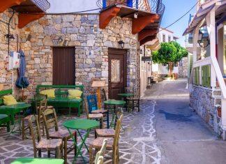 Lonely Planet: Ένα ελληνικό νησί ιδανικό για solo travelling