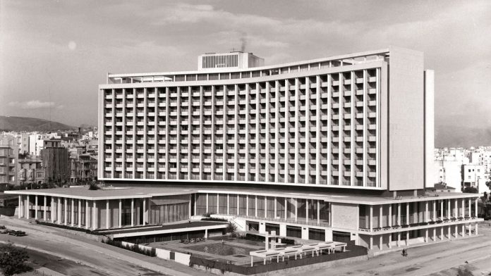 5.Hilton