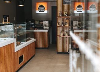 Σκλαβενίτης: Εξαγοράζει την αλυσίδα έτοιμων γευμάτων «Σπιτική Κουζίνα»