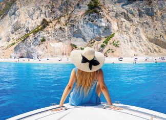 Λευκάδα: Οι ονειρικές της παραλίες σας προσκαλούν