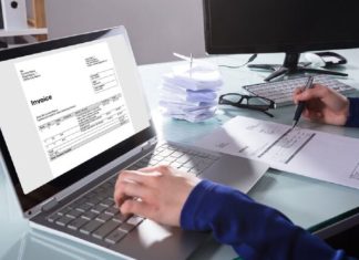 Υποχρεωτική ηλεκτρονική τιμολόγηση: Αλλάζει το τοπίο για επιχειρήσεις και ελεύθερους επαγγελματίες