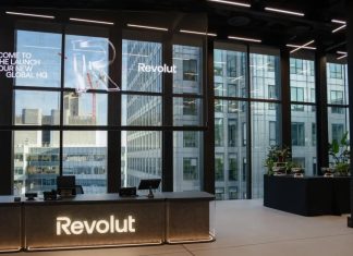 Revolut: Τα μεγάλα επενδυτικά πλάνα, το «στοίχημα» των επιχειρήσεων και το ελληνικό ΙΒΑΝ
