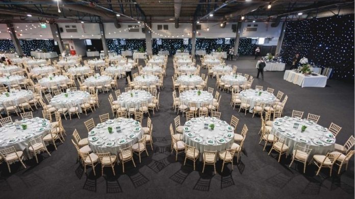 95.Catering