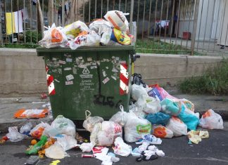 201 κιλά φαγητό στα σκουπίδια στην Ελλάδα: Η θέση μας στην Ευρώπη – Ποιοι είναι πιο «ευσυνείδητοι»