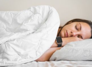 Εθισμός στα smartwatch: Κοιμάστε ήσυχοι ή αγχώνεστε για τα data του ύπνου