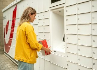 Ετσι λειτουργούν τα ταχυδρομεία στην Ευρώπη: Lockers, αpplications και ρομπότ διανομής