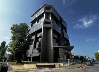 AVE (Ν. Θ. Βαρδινογιάννης): Πότε καταθέτει δεσμευτική προσφορά για τη Bazaar