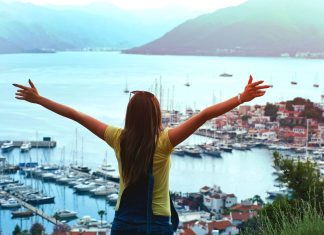 Στο στόχαστρο οι influencers: Ποιοι ελέγχονται και γιατί ανησυχούν οι καταναλωτικές οργανώσεις