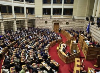 Βουλή: Υπερψηφίστηκε το νομοσχέδιο για τη μετάβαση του ΟΠΕΚΕΠΕ στην ΑΑΔΕ