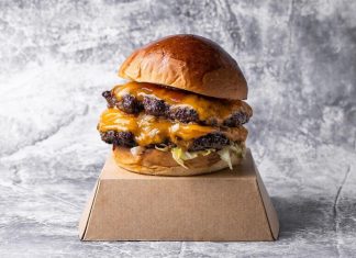Πώς το smash burger έγινε η street food εμμονή της Αθήνας – Αυτά είναι τα τοπ 8