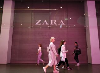 Zara: Τα ρούχα της επανεμφανίζονται στη Ρωσία παρά την έξοδο της Inditex