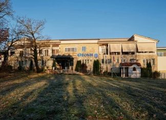 ΘΕΟΝΗ: Επένδυση στην πρόληψη με αντιμικροβιακή επιχάλκωση επιφανειών αφής