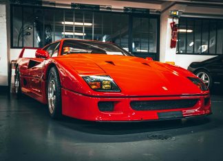 Πώς οι αρχές ξεσκέπασαν απάτη με Ferrari «βιτρίνα» και εταιρεία «φάντασμα»