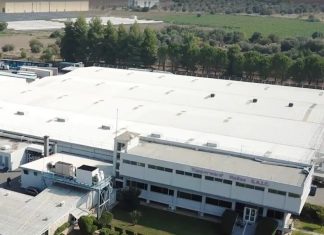 Tupperware Hellas: Η τελευταία χρήση πριν το λουκέτο – Πτώση τζίρου, κατάρρευση κερδοφορίας και μεγάλες απομειώσεις