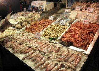 Καθαρά Δευτέρα: Ποια σούπερ μάρκετ θα είναι ανοιχτά – Τι ισχύει για καταστήματα και Βαρβάκειο