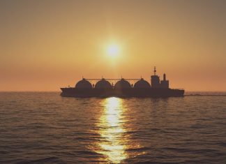 Νέα πλοία LNG παράγγειλε ο Όμιλος Τσάκου