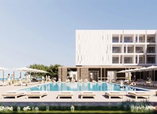 Tinos Beach: Η πεντάστερη επιστροφή ενός συμβόλου για την Τήνο