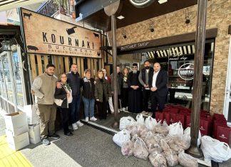 Το Πόρτο Καρράς στήριξε περισσότερες από 80 άπορες οικογένειες το Πάσχα