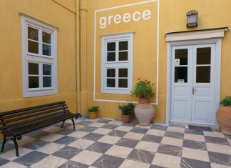 Πάνω από 156 εκατ. διανυκτερεύσεις σε τουριστικά καταλύματα το 2025