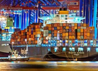 ΠΣΕ: Άλμα 35,7% των εξαγωγών τον Απρίλιο – Μειώθηκε κατά 25,2% το εμπορικό έλλειμμα