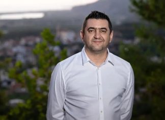 Tάσος Κάπος: Ο #1 franchisee της ΑΒ Βασιλόπουλος είναι από τη Ζαχάρω, έχει 40 καταστήματα και μεγαλώνει συνεχώς