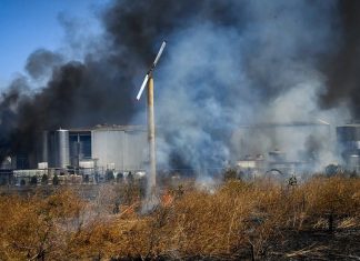 Ποια είναι η οικογενειακή εταιρεία πίσω από το εργοστάσιο της φονικής έκρηξης στα Εξαμίλια Κορινθίας