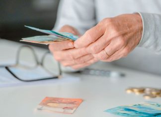 Συντάξεις χηρείας: Ποιοι γλιτώνουν την απώλεια έως 560 ευρώ – Ποιες συντάξεις διπλασιάζονται τον Σεπτέμβριο