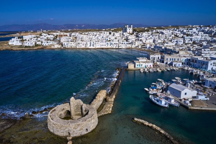 3.Paros