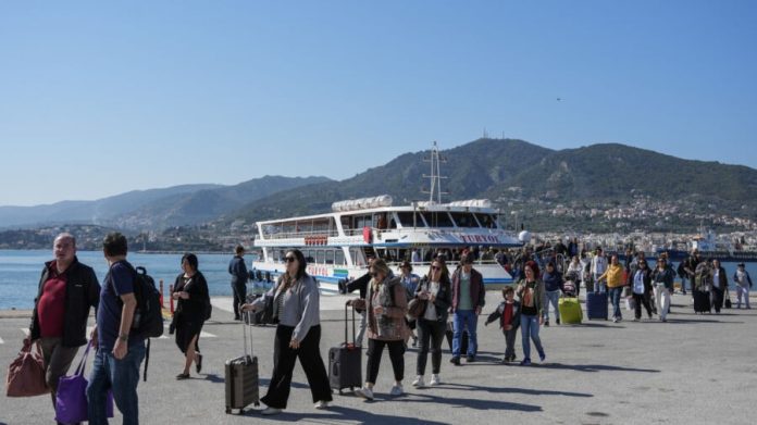 3.Tourkia