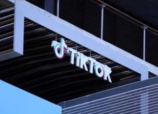 TikTok: Πρόστιμο-μαμούθ 400 εκατ. δολαρίων για τα προσωπικά δεδομένα παιδιών στις ΗΠΑ