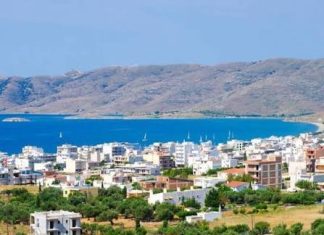 Κάρυστος: Τυπάρας νοικιάζει νεόδμητο σπίτι με 100 ευρώ τον μήνα μόνο σε εκπαιδευτικούς και γνωρίζει την αποθέωση