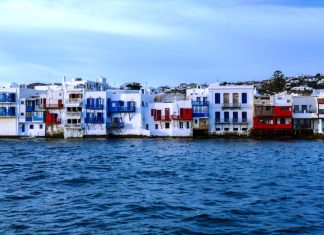 ΕΕ: Νέοι κανόνες για τον περιορισμό βραχυχρόνιων μισθώσεων τύπου Airbnb στις περιοχές με στεγαστική πίεση