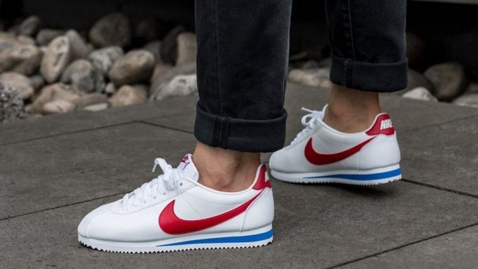 4.Nike