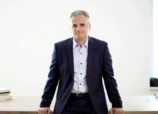 Από το Μαξίμου στην “Μπουτάρη”: Το νέο επιχειρηματικό κεφάλαιο στην πορεία του Βασίλη Ανδρικόπουλου